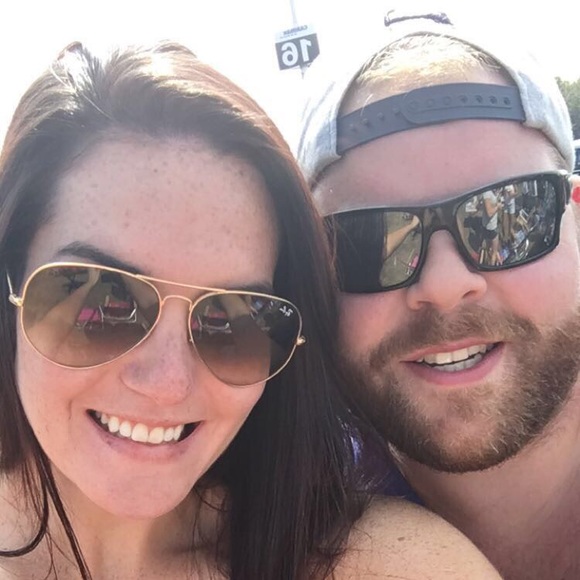 Meet your Posher, Rachel - Picture 1 of 1